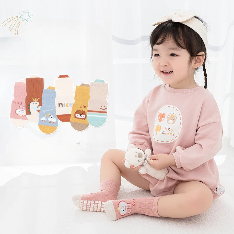 Adhesive Anti-Slip Baby Floor Socks – Cartoon Design